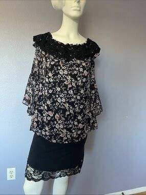White House, black market Floral Black Lace-Trim Off-Shoulder Blouse &skirt